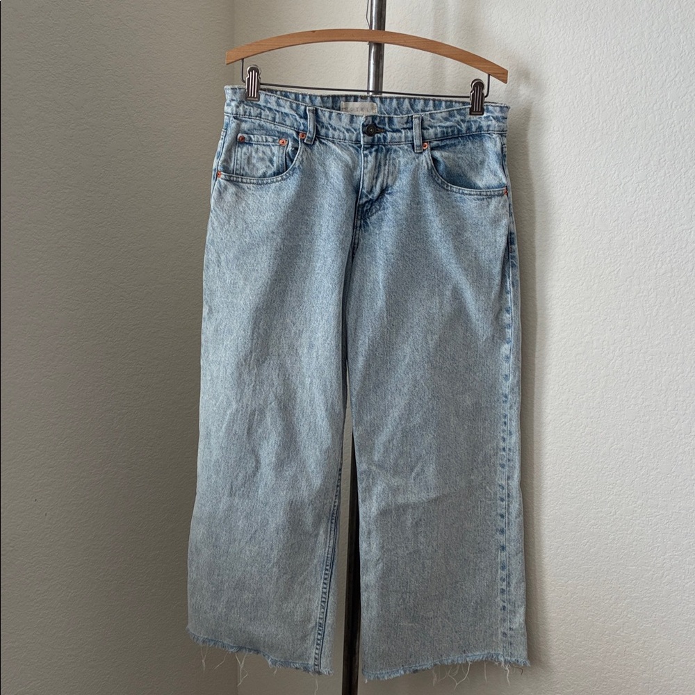 Motel Rocks Denim Jeans 100% cotton wide leg raw hem sz 31 EUC boho acid wash